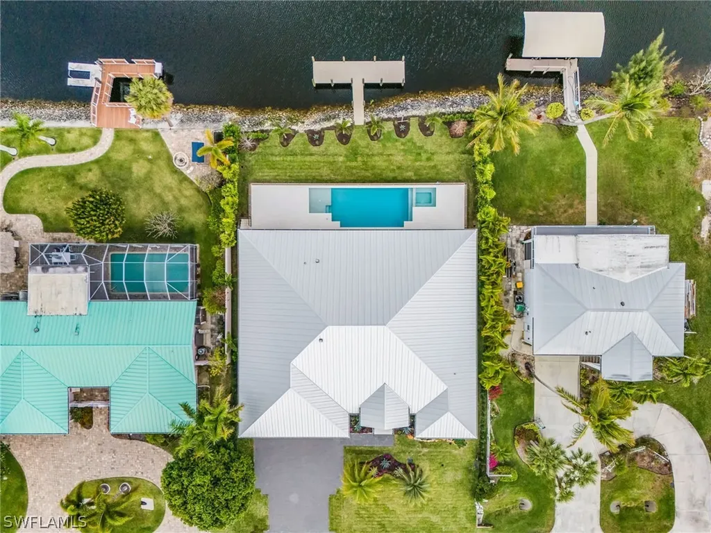 2393 Longboat Drive Naples FL 34104