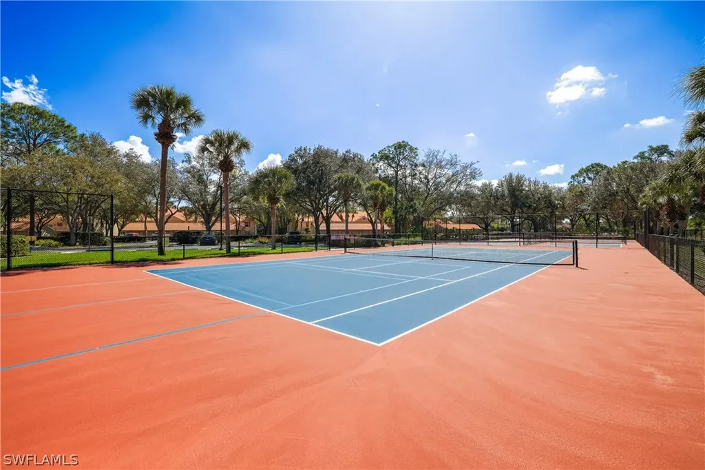 305 Robin Hood Circle Naples FL 34104