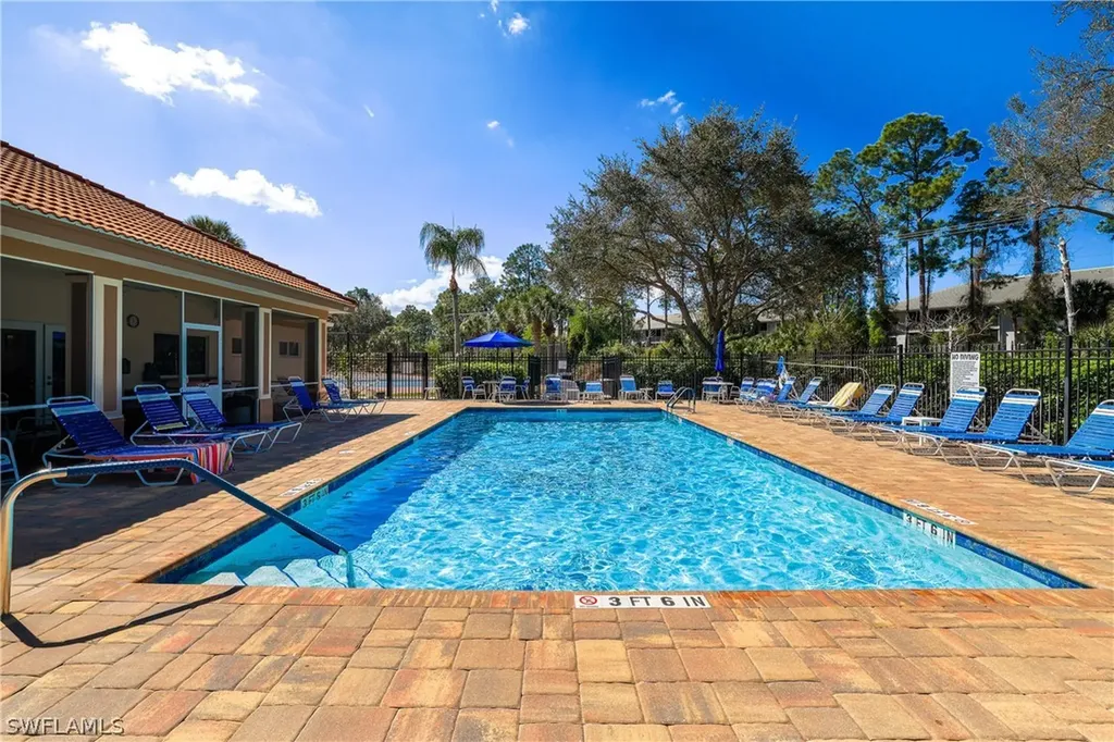 305 Robin Hood Circle Naples FL 34104