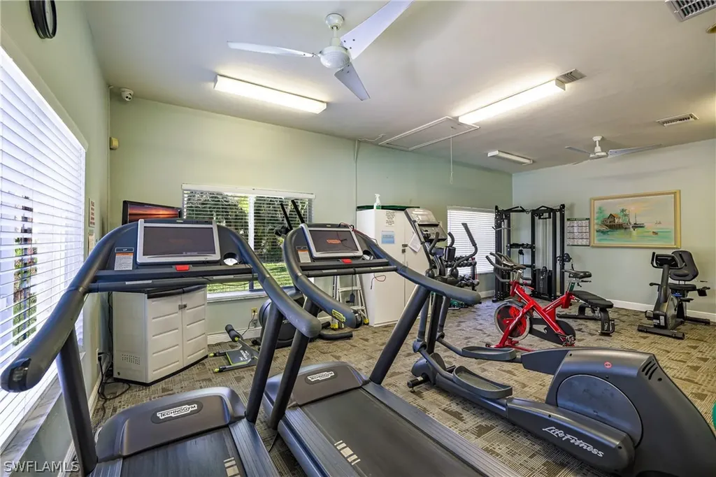 305 Robin Hood Circle Naples FL 34104