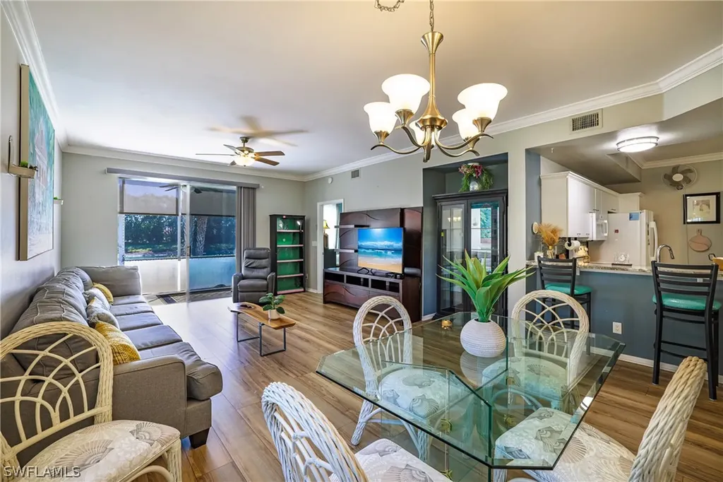 305 Robin Hood Circle Naples FL 34104