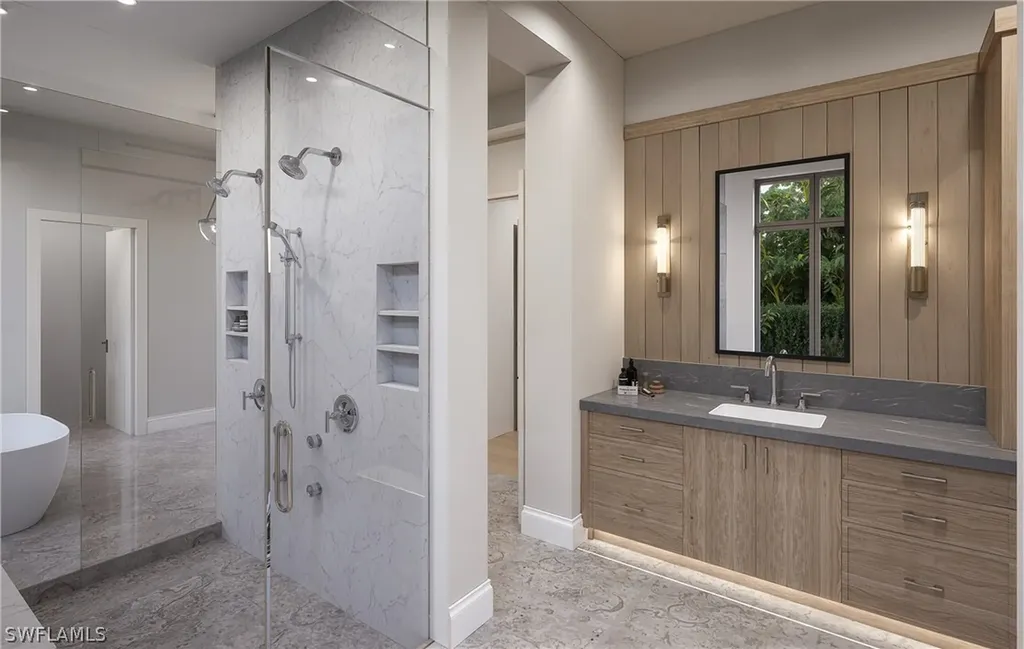 3696 Nelsons Walk Naples FL 34102