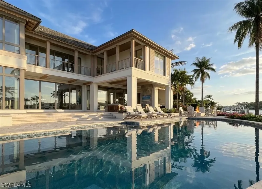3696 Nelsons Walk Naples FL 34102