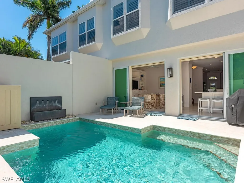 165 5th Street S Naples FL 34102