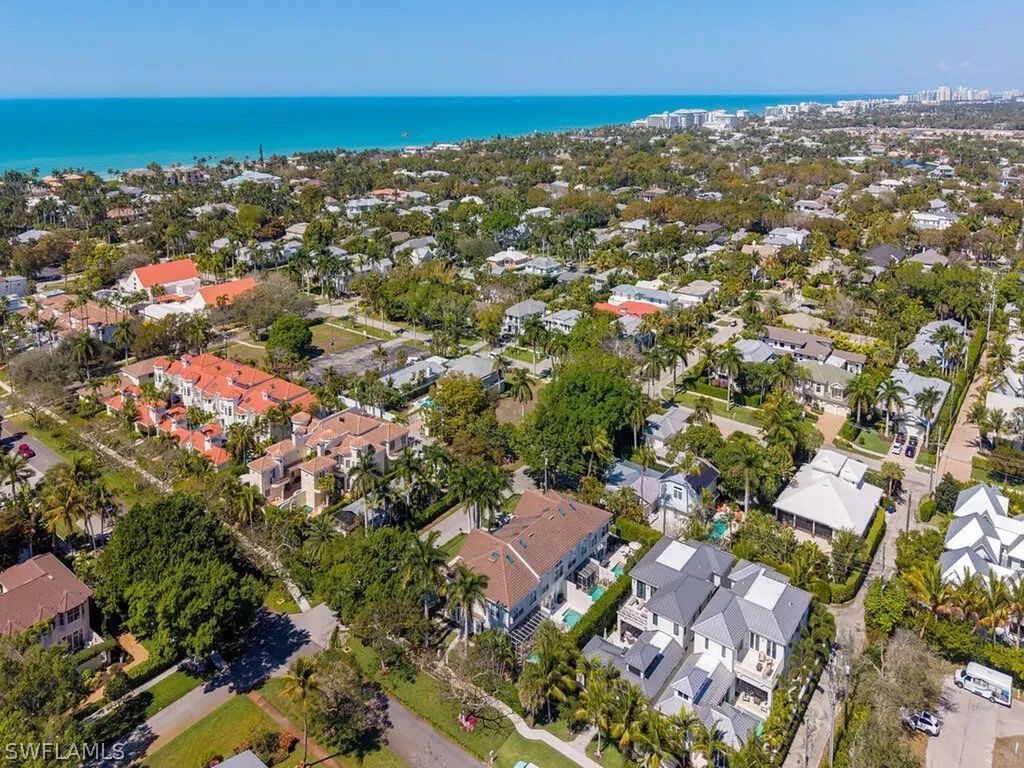165 5th Street S Naples FL 34102