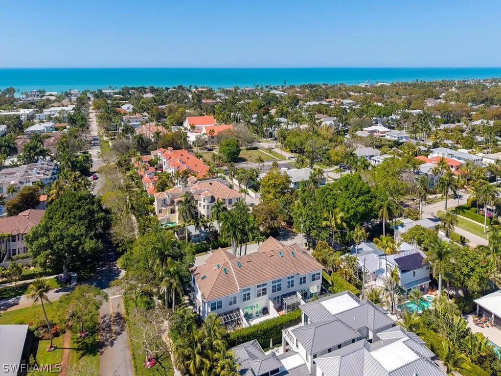165 5th Street S Naples FL 34102