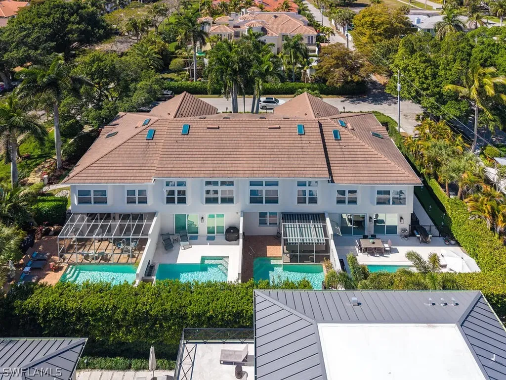 165 5th Street S Naples FL 34102