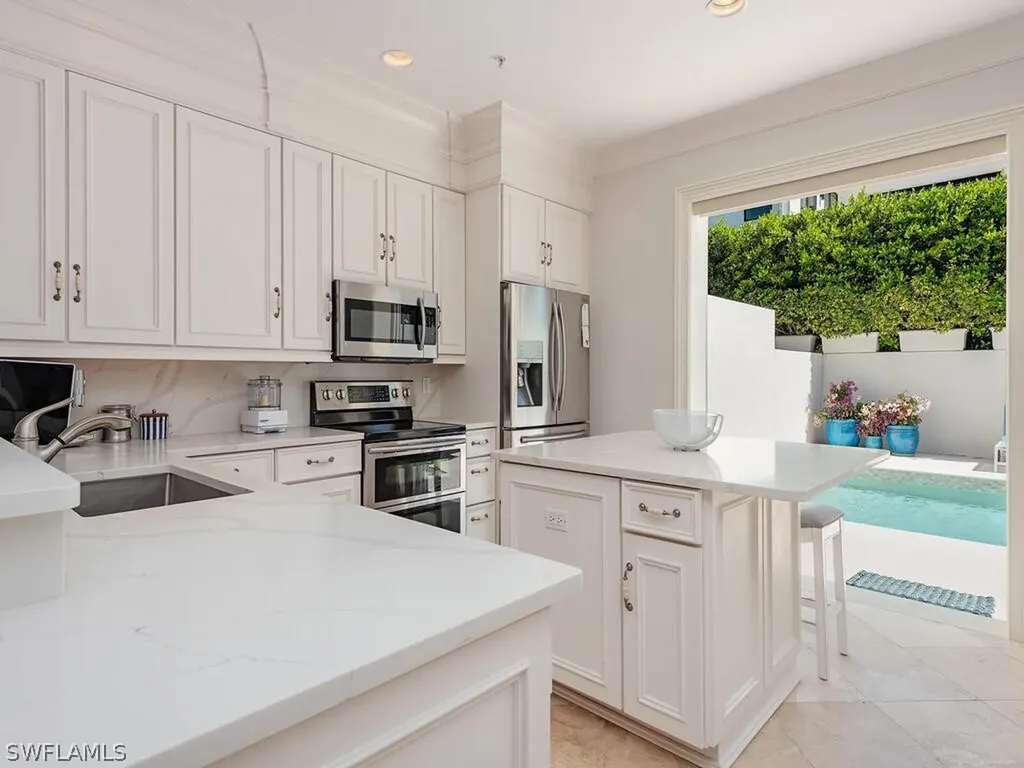 165 5th Street S Naples FL 34102