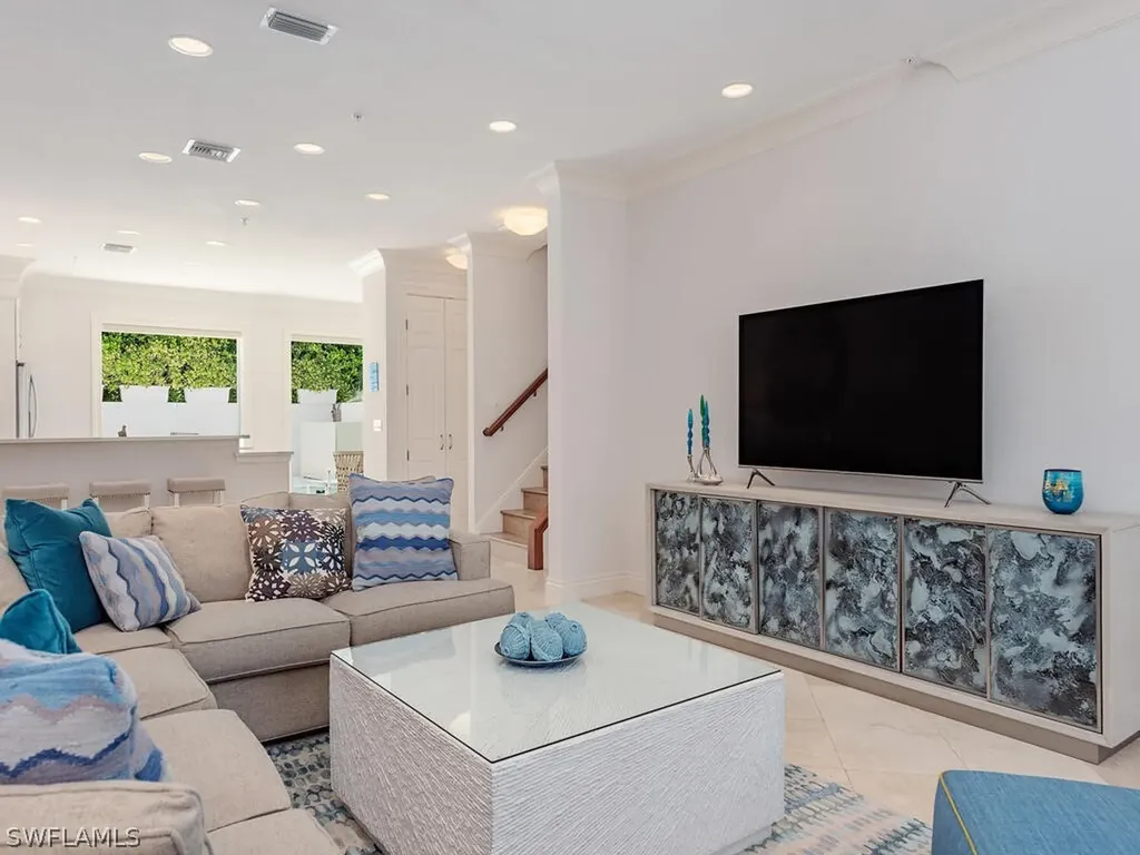 165 5th Street S Naples FL 34102