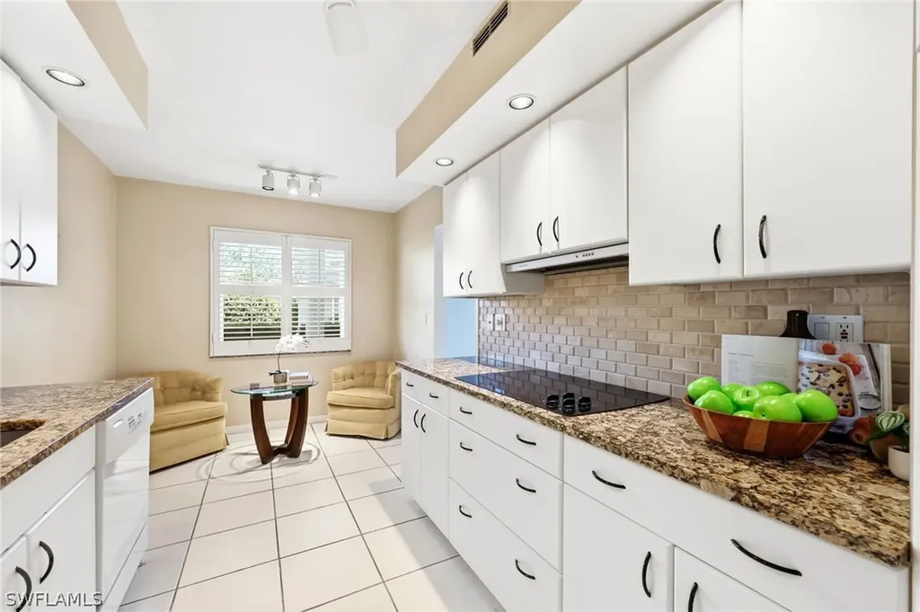 4022 Belair Lane Naples FL 34103