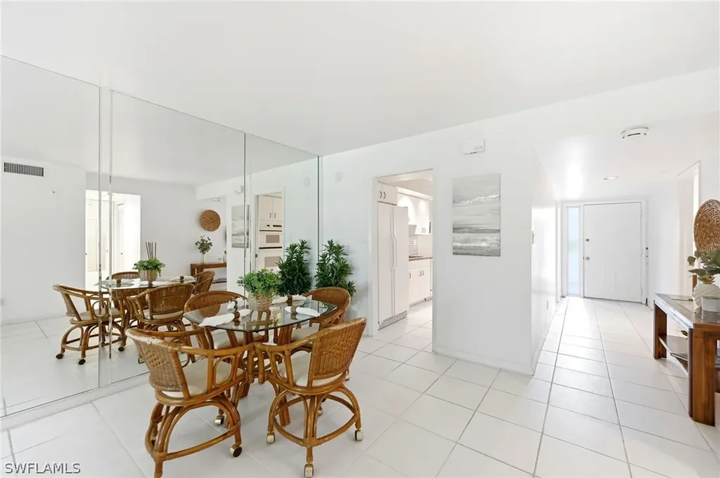 4022 Belair Lane Naples FL 34103