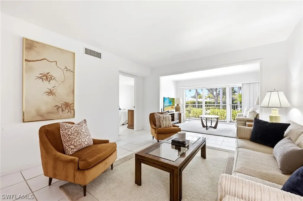 4022 Belair Lane Naples FL 34103
