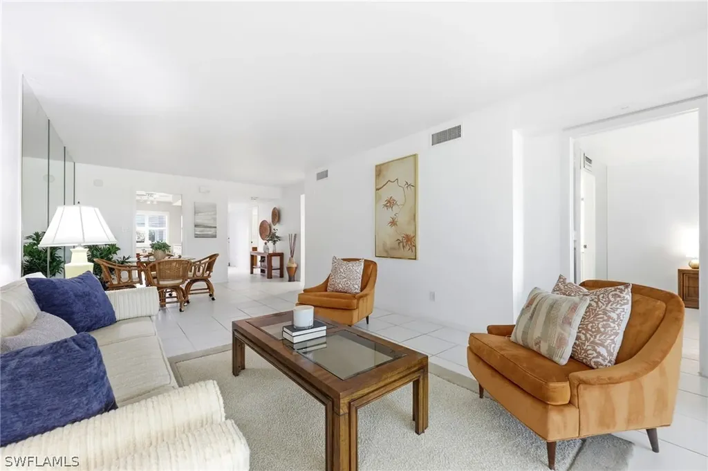 4022 Belair Lane Naples FL 34103