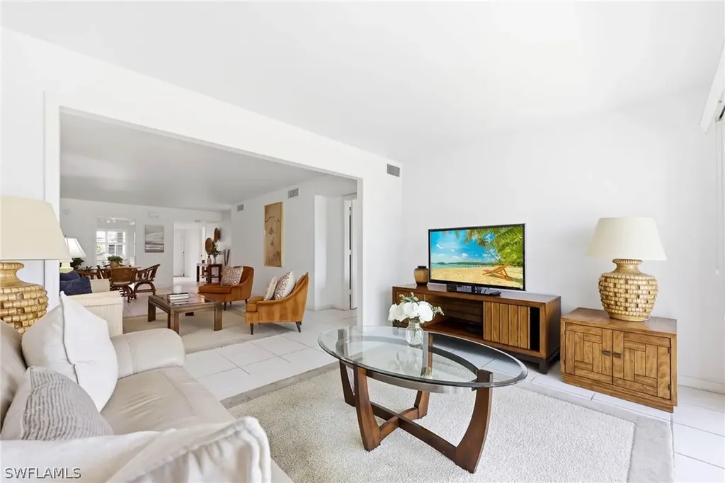 4022 Belair Lane Naples FL 34103