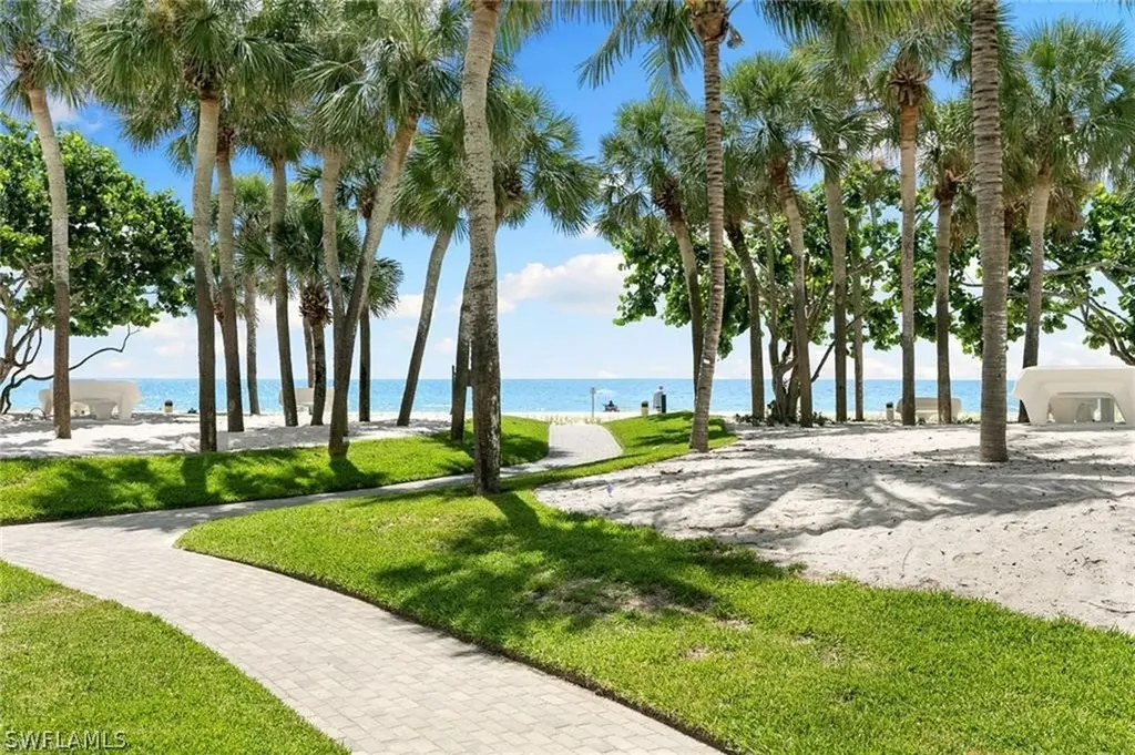 4022 Belair Lane Naples FL 34103
