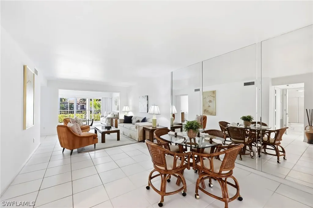 4022 Belair Lane Naples FL 34103