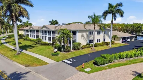 4022 Belair Lane Naples FL 34103