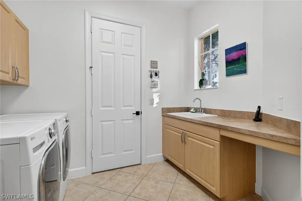 12095 Wicklow Lane Naples FL 34120