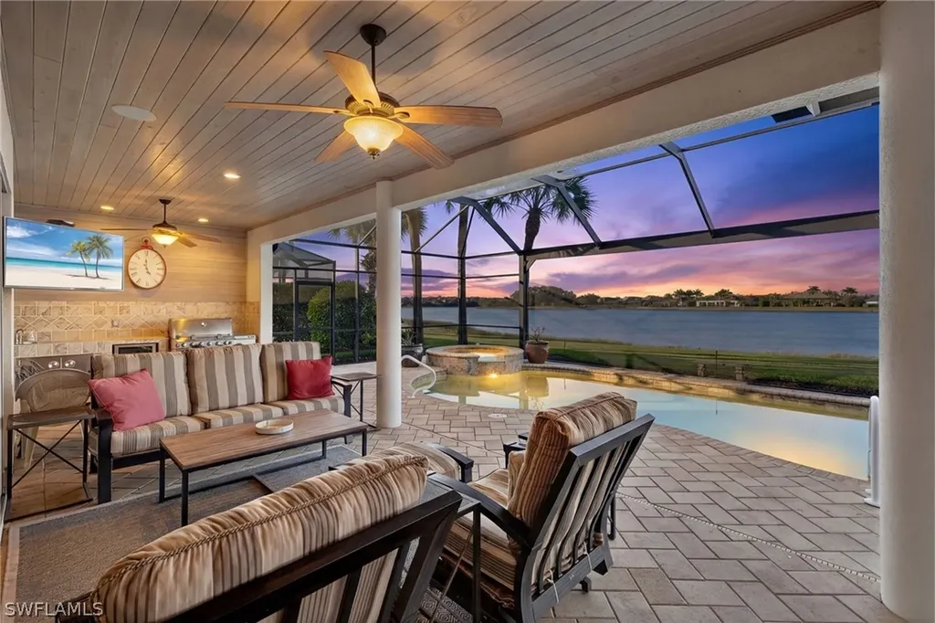 12095 Wicklow Lane Naples FL 34120