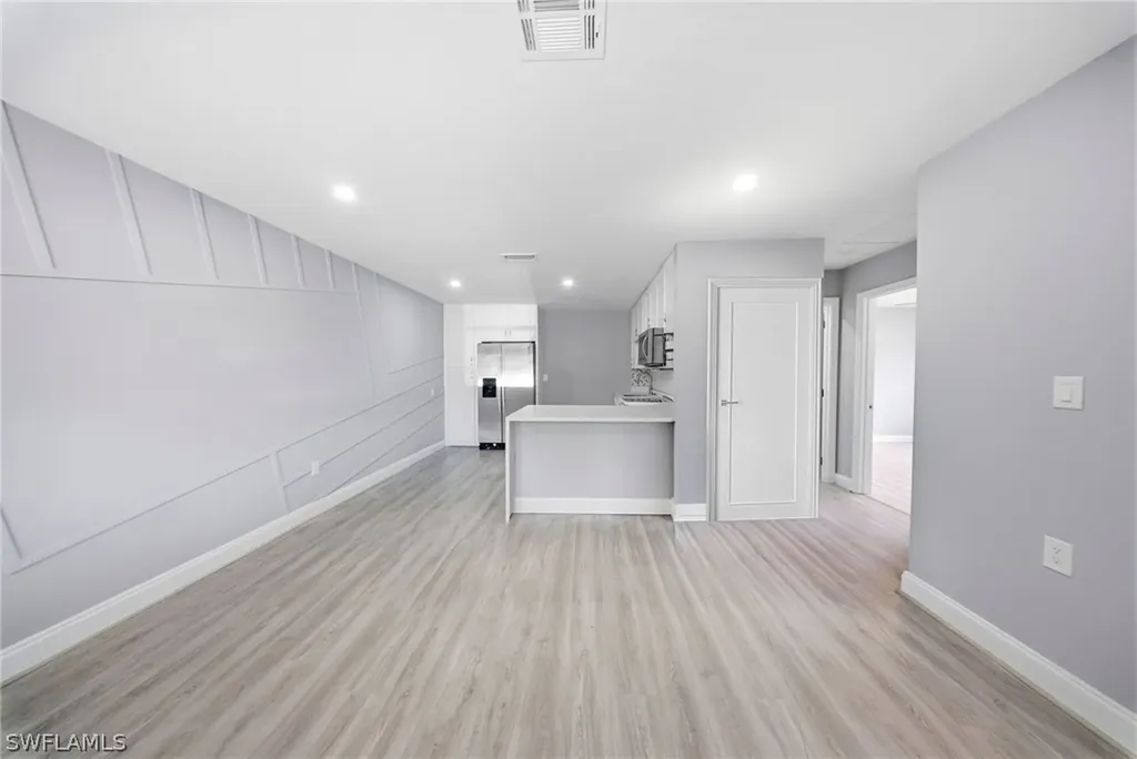 4375 Golden Gate Parkway Naples FL 34116
