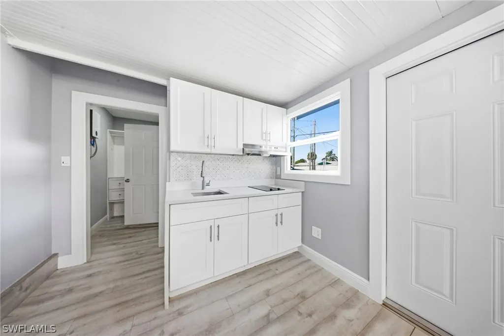 4375 Golden Gate Parkway Naples FL 34116