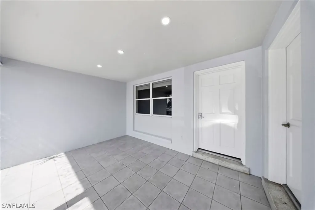 4375 Golden Gate Parkway Naples FL 34116