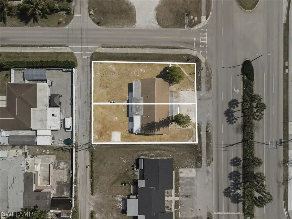 4375 Golden Gate Parkway Naples FL 34116