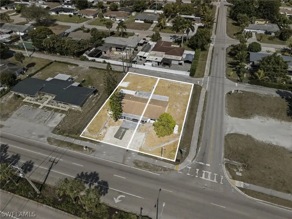 4375 Golden Gate Parkway Naples FL 34116