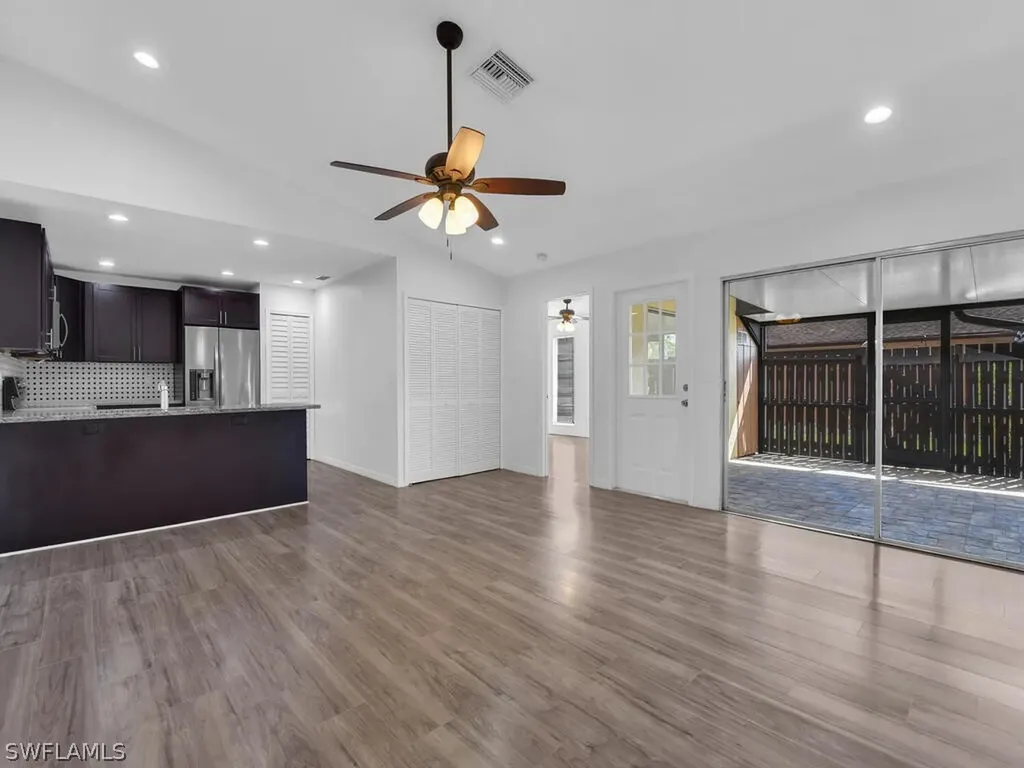 5620 Foxlake Drive North Fort Myers FL 33917