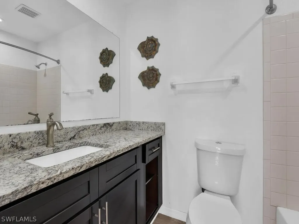5620 Foxlake Drive North Fort Myers FL 33917