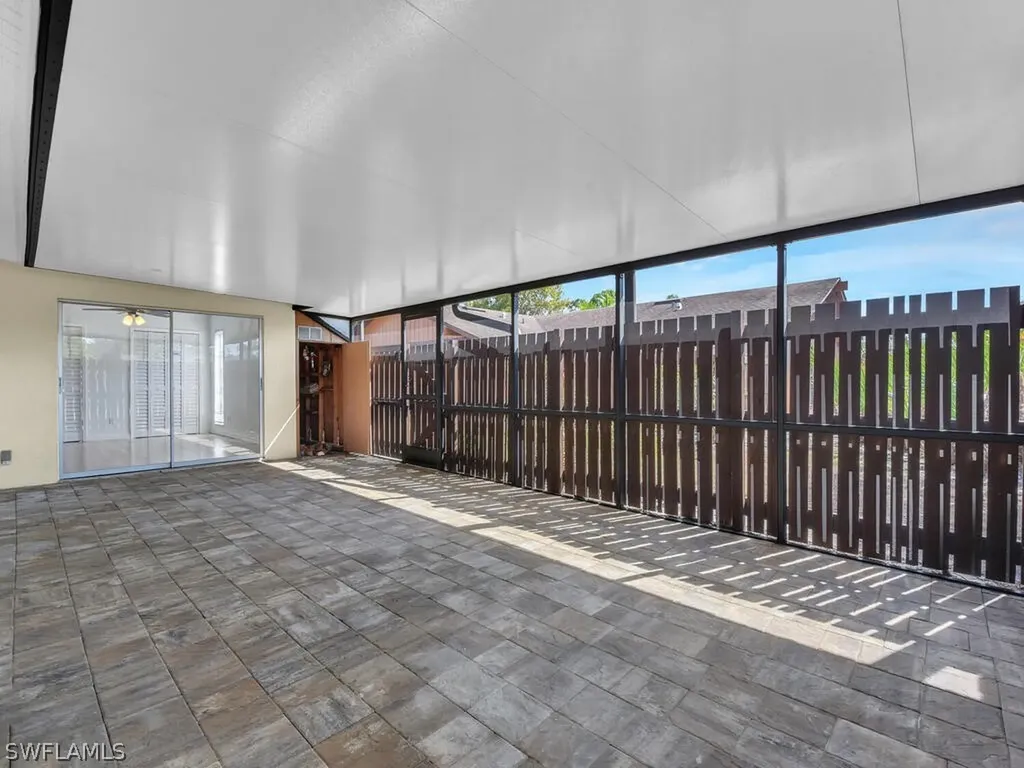 5620 Foxlake Drive North Fort Myers FL 33917