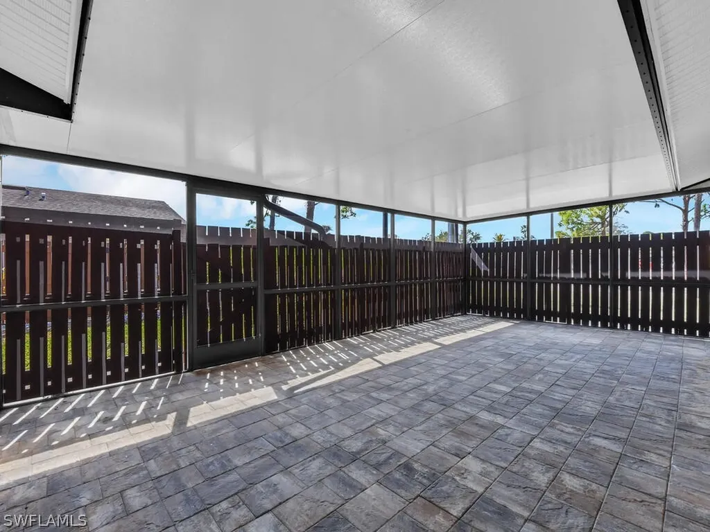 5620 Foxlake Drive North Fort Myers FL 33917