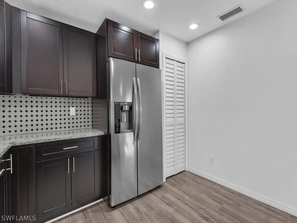 5620 Foxlake Drive North Fort Myers FL 33917