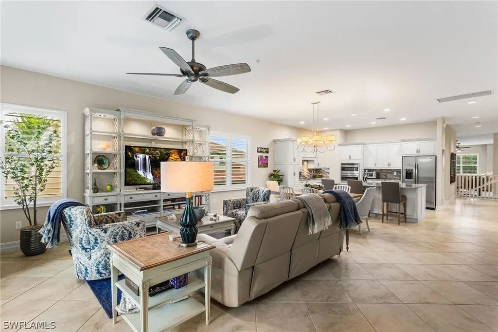 7825 Hawthorne Drive Naples FL 34113