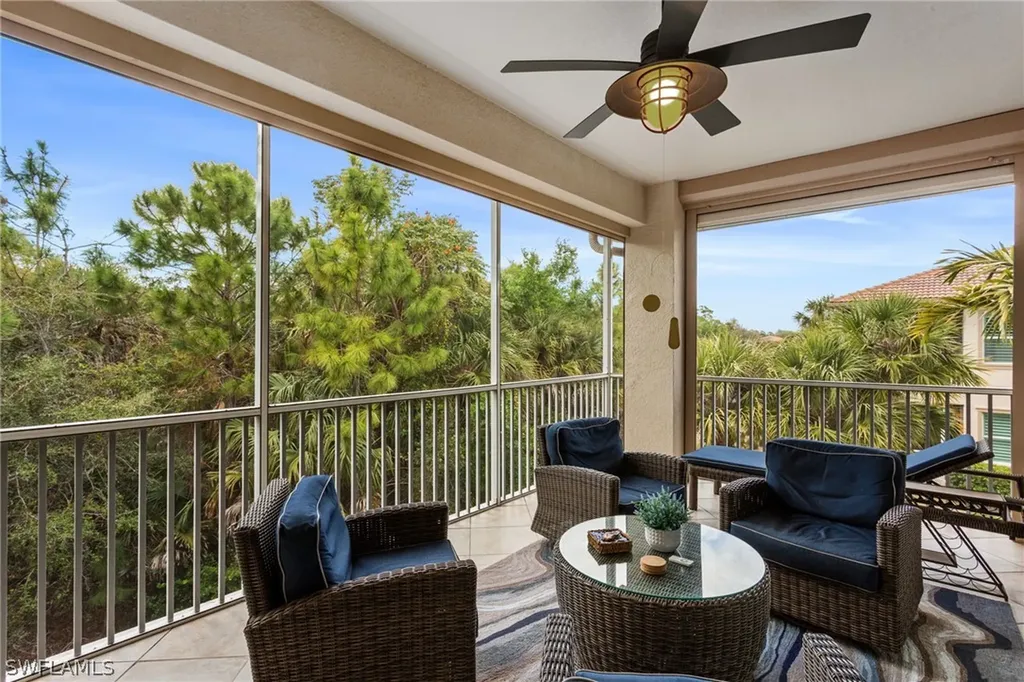 7825 Hawthorne Drive Naples FL 34113