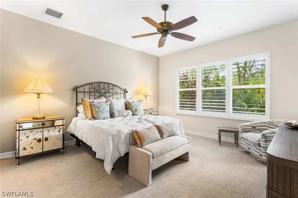 7825 Hawthorne Drive Naples FL 34113