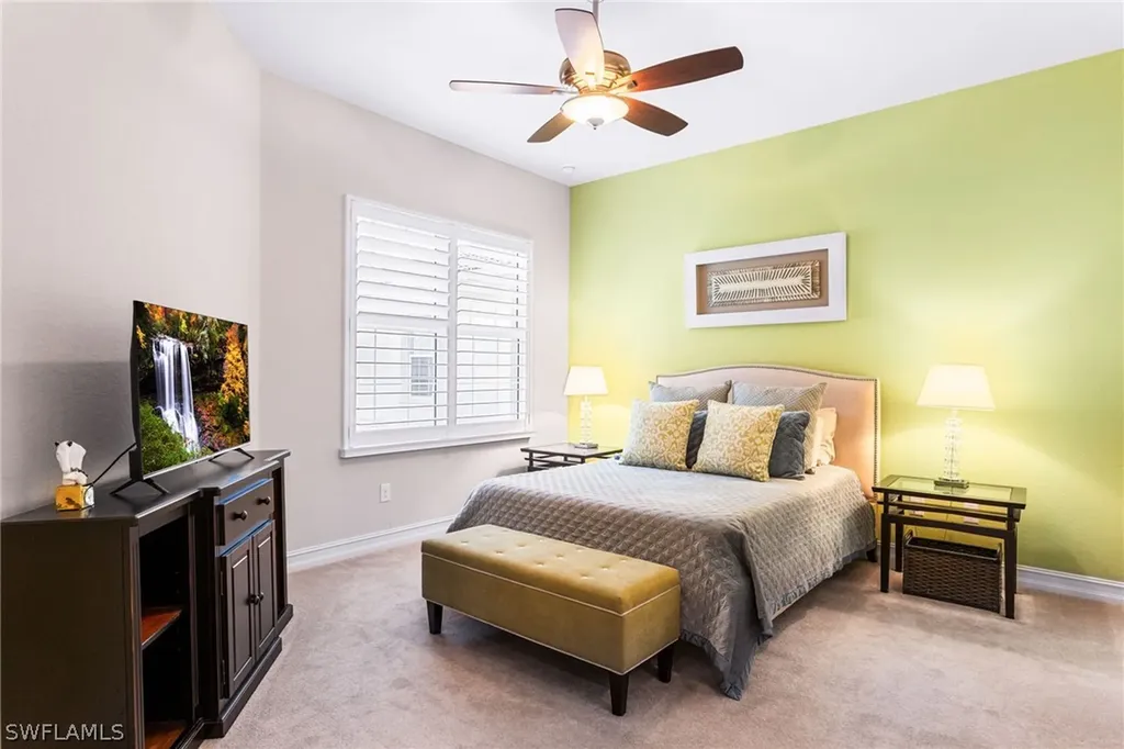7825 Hawthorne Drive Naples FL 34113
