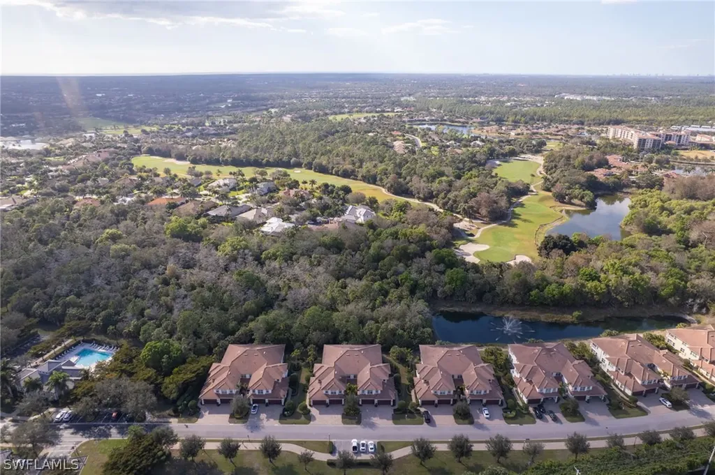 7825 Hawthorne Drive Naples FL 34113