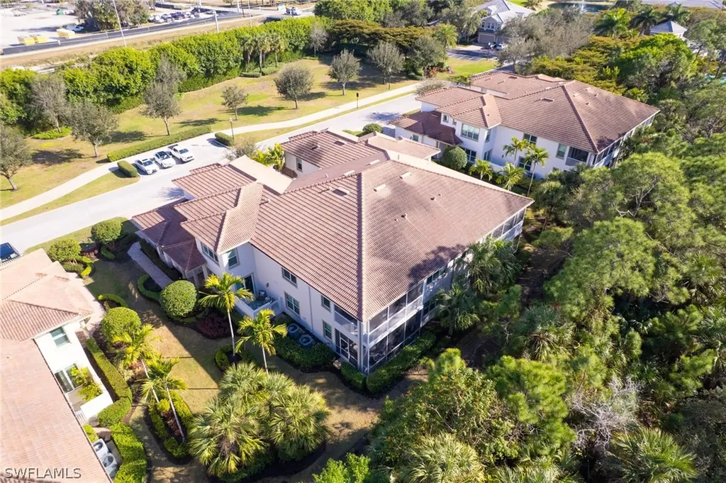7825 Hawthorne Drive Naples FL 34113