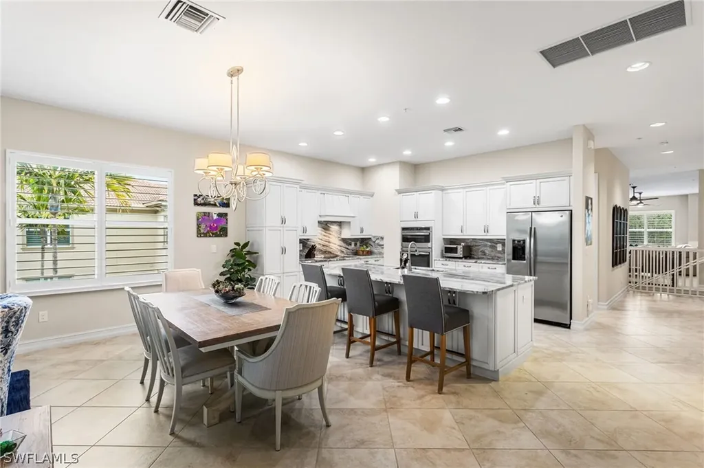 7825 Hawthorne Drive Naples FL 34113