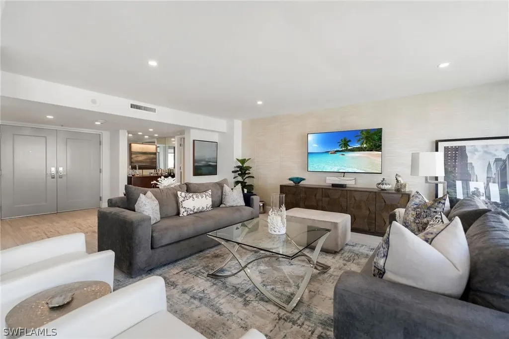 4401 Gulf Shore Boulevard N Naples FL 34103