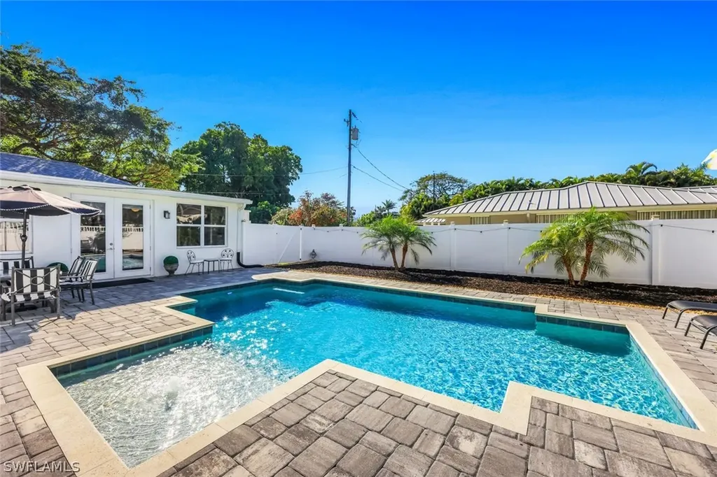 1321 Donna Drive Fort Myers FL 33919