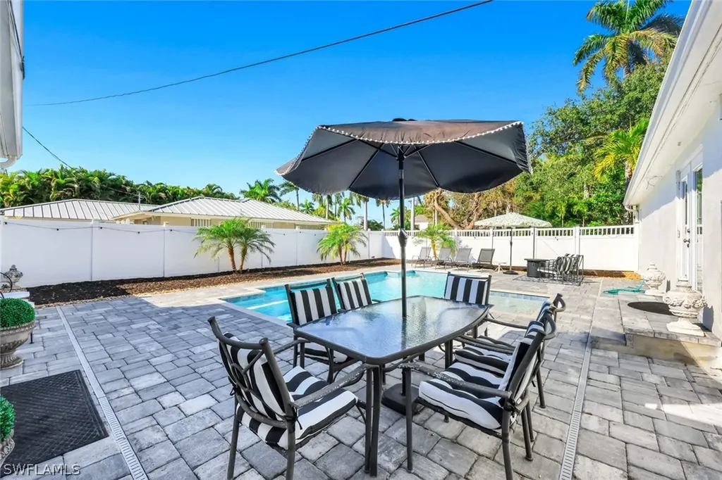 1321 Donna Drive Fort Myers FL 33919