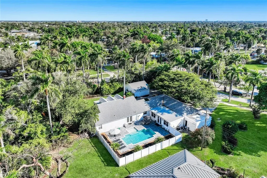 1321 Donna Drive Fort Myers FL 33919