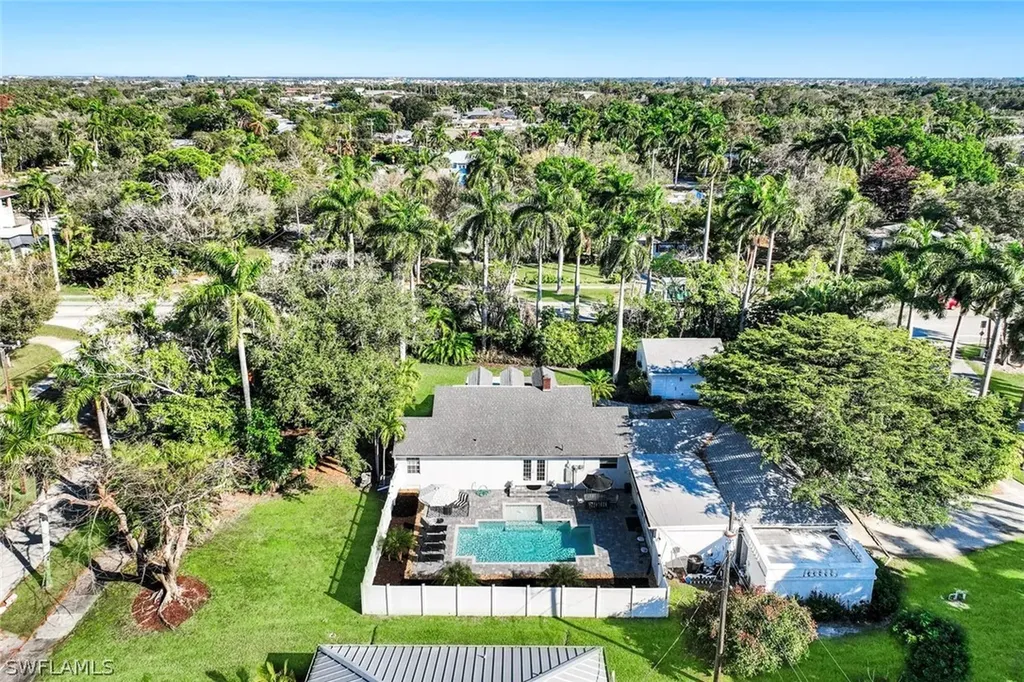 1321 Donna Drive Fort Myers FL 33919