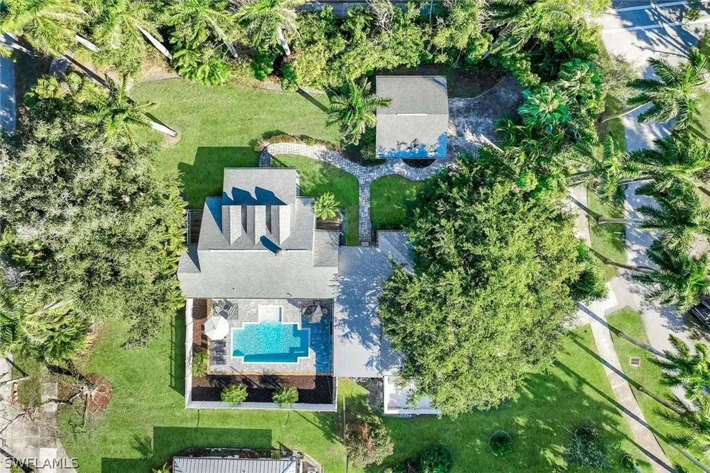 1321 Donna Drive Fort Myers FL 33919