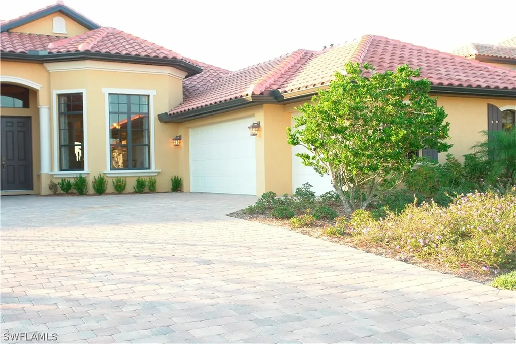 10142 Avalon Lake Circle Fort Myers FL 33913