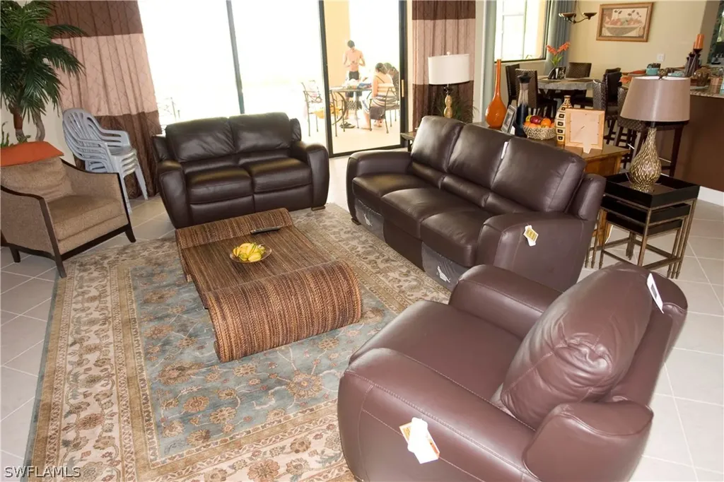 10142 Avalon Lake Circle Fort Myers FL 33913