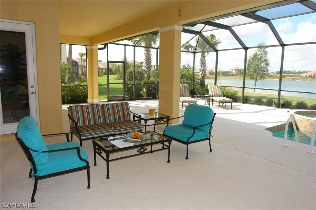 10142 Avalon Lake Circle Fort Myers FL 33913