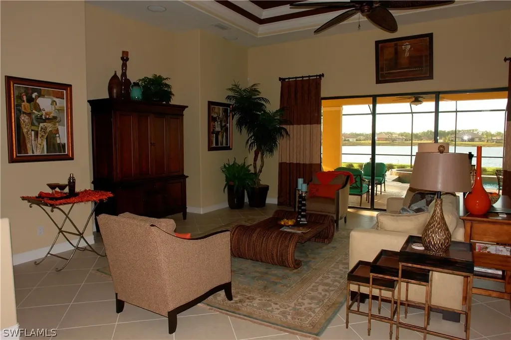 10142 Avalon Lake Circle Fort Myers FL 33913